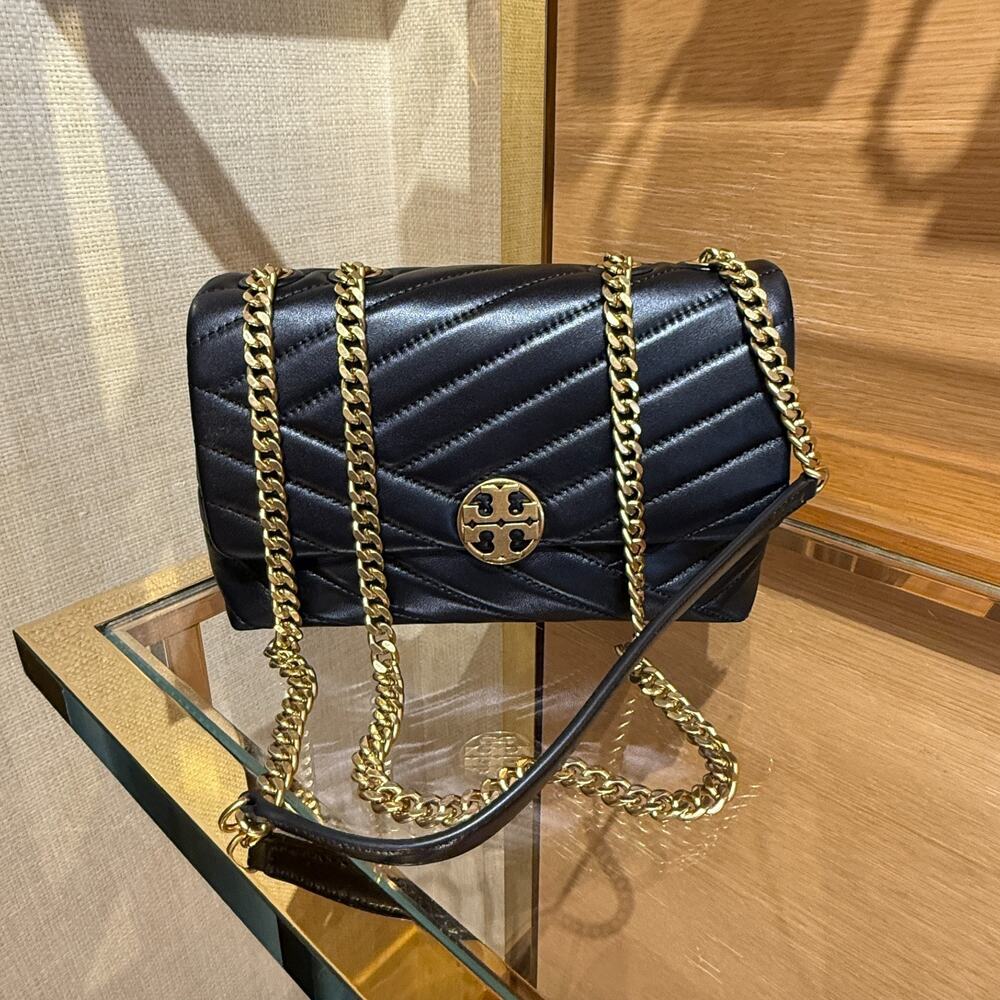 NEW‼️Tory Burch Willa Chevron Shoulder Bag 187314 $595